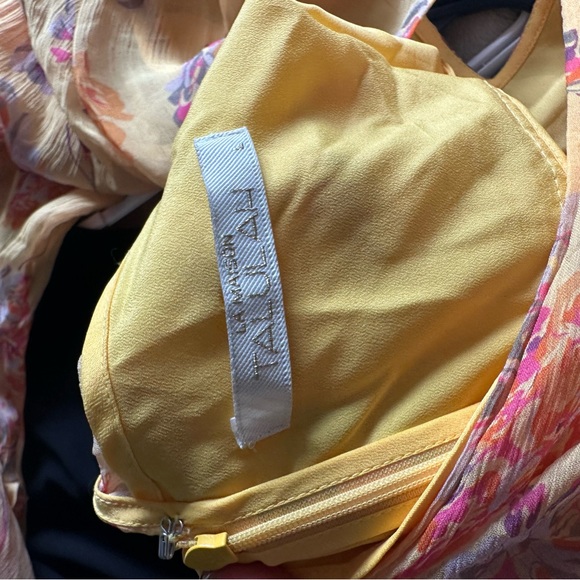 La MaisonTalulah dress - Picture 6 of 7